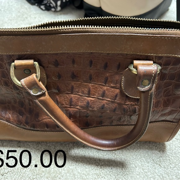 Purses - Picture 9 of 14